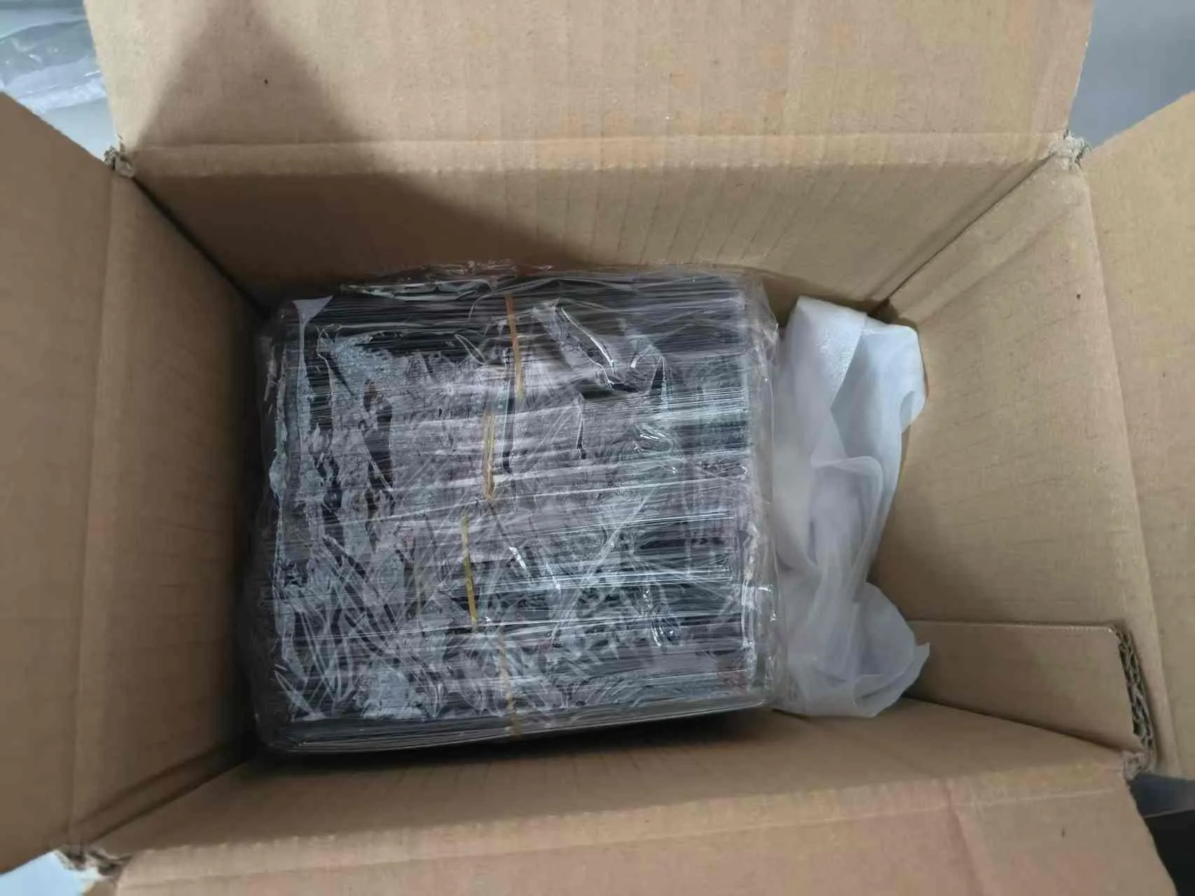 Нарачката за кожа со кредитна картичка е испратена