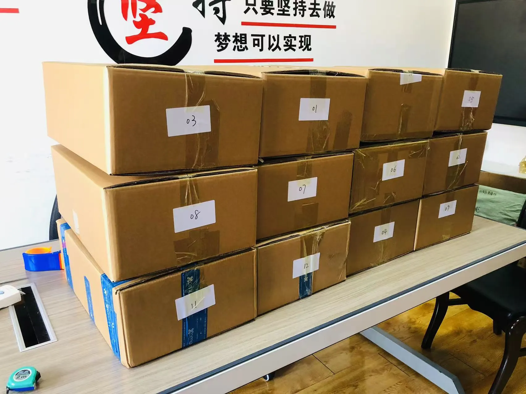 Пакетот JOJO им носи блескава забава на децата